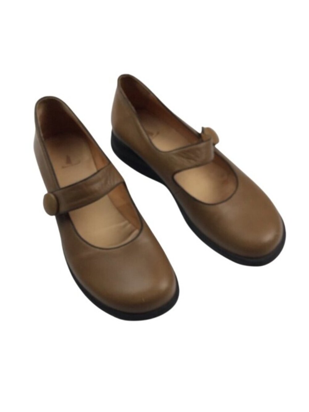 Murtosa Mary Jane Leather Flats With Button Strap & Black Sole  37 Gently Worn V